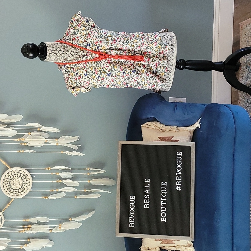 🌻Cap Sleeve Floral  Blouse